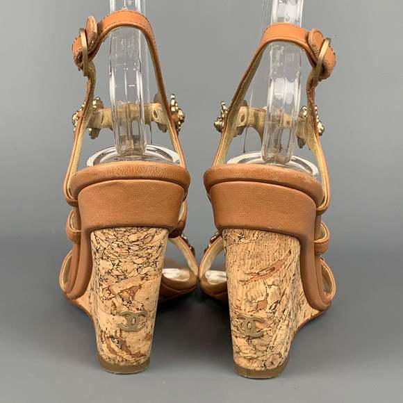 CHANEL Camelia Tan & Gold Leather T-strap Cork Wedge Sandals - Picture 5 of 7